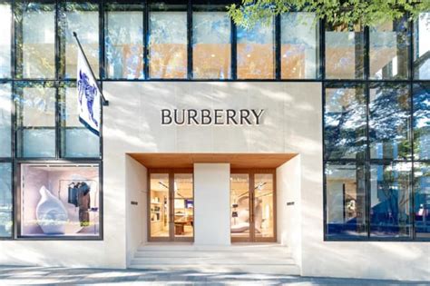 amministratore delegato burberry|Burberry, ulteriore frenata dei ricavi (.